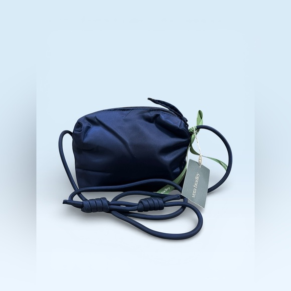 Vera Bradley Handbags - Vera Bradley Blake Crossbody Bag